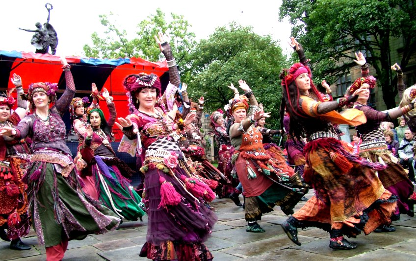 ribal Belly Dance at theGlossop Victorian Fair -  August 0